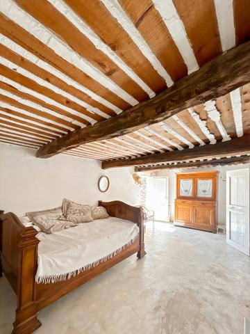 Gordes (84220) Gordes exceptionel sur 30000m2 de terrain, bergerie 152 m2 atelier bories piscine vue panoramique