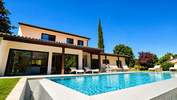COLOMIERS CABIROL Villa d'architecte T8 255m² avec piscine et garage