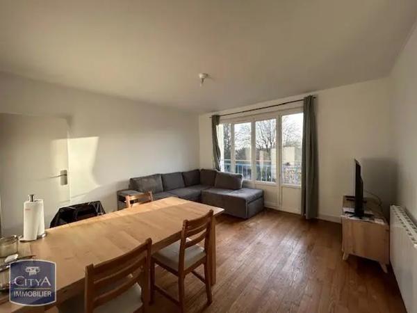 Appartement à louer 2 pièces 44.5m² Alençon (61000)