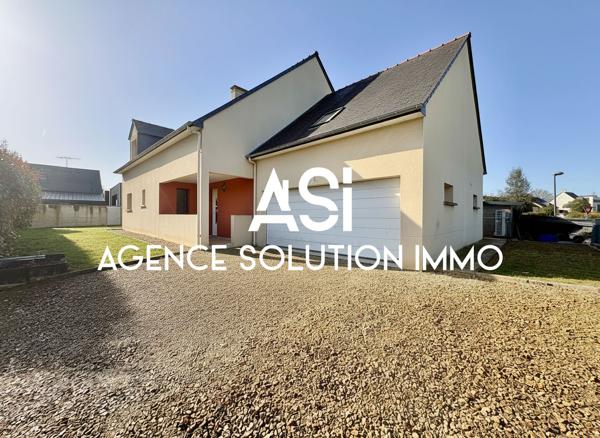 Maison Saint-pierre-la-cour 193m² 8 pièce(s) sur terrain clos de 627m².
