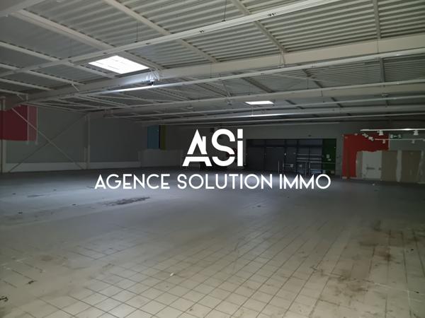 Local commercial Villaines La Juhel 1104 m2