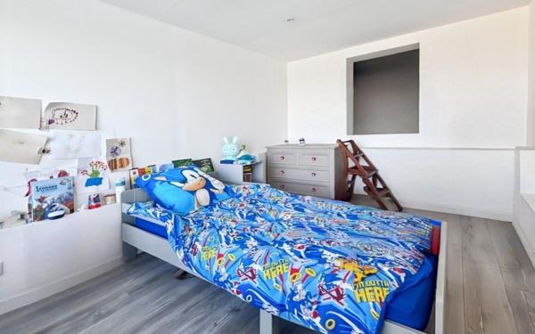 Appartement à vendre    5 pièces • 130 m2 Les Pennes-Mirabeau