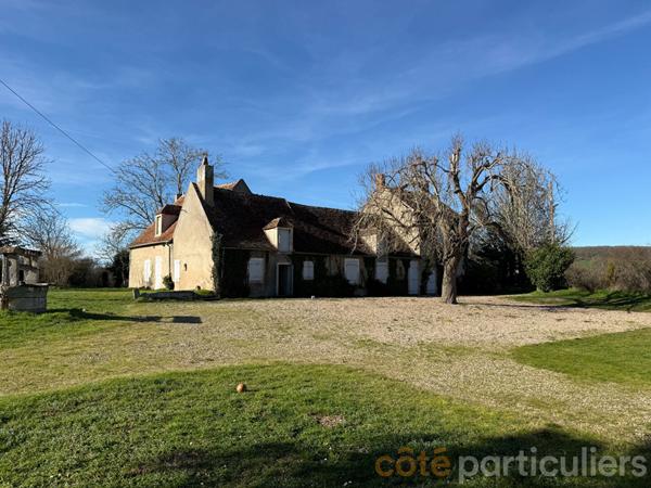 Vente Maison240 m² - 10 Pièces - NOZIERES (18200)