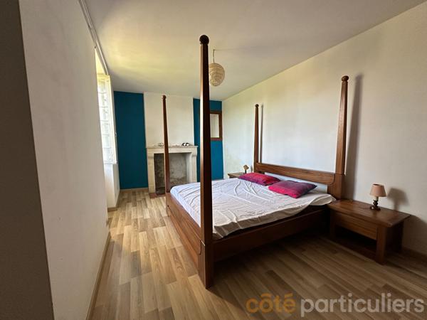 Vente Maison240 m² - 10 Pièces - NOZIERES (18200)