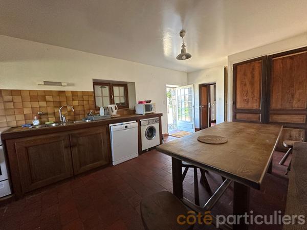 Vente Maison240 m² - 10 Pièces - NOZIERES (18200)
