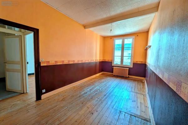 Achat - Maison | Maison de ville Le Lude 72800 6 pièces 132 m 2 103 m 2