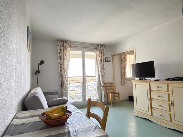 APPARTEMENT à VAUX SUR MER