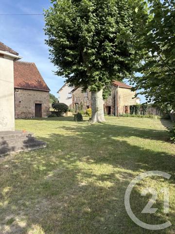Maison à vendre  3 pièces - 70 m 2   ESTIVAREILLES  - 03