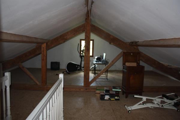 Maison à vendre 7 pièces proche de CUISERY (71) Maison au calme 200m2 - 5 chambres sur 3064m2 de terrain clos à 268 000 €