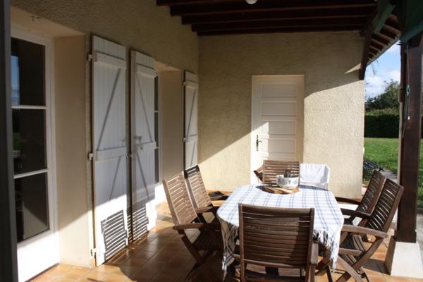 Maison à vendre 7 pièces proche de CUISERY (71) Maison au calme 200m2 - 5 chambres sur 3064m2 de terrain clos à 268 000 €