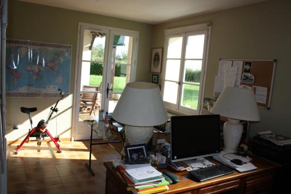 Maison à vendre 7 pièces proche de CUISERY (71) Maison au calme 200m2 - 5 chambres sur 3064m2 de terrain clos à 268 000 €