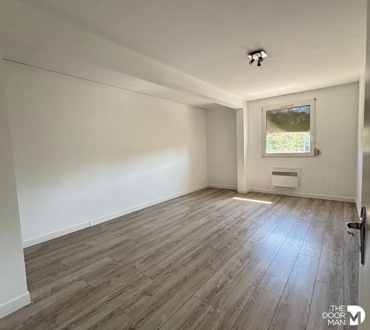 Bureau - À louer - 125 m² - RAMBOUILLET | The Door Man