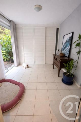 Appartement F2 à vendre  2 pièces - 47,94 m2 ST DENIS - 974