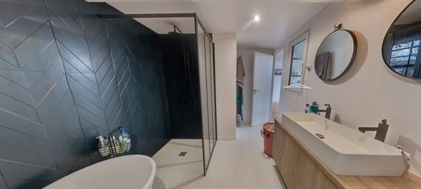 Loft 4 pièces 126.1 m2