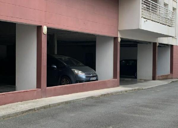 Stationnement à louer  •  Biscarrosse