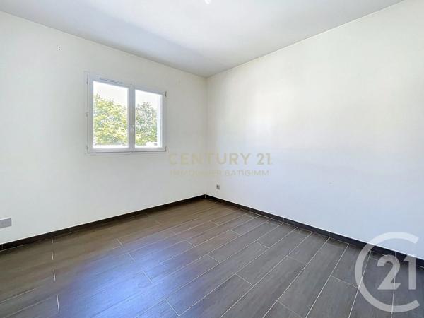 Maison à vendre  6 pièces - 179,50 m 2   ST CLAIR DE LA TOUR  - 38