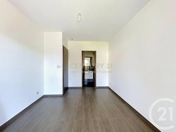 Maison à vendre  6 pièces - 179,50 m 2   ST CLAIR DE LA TOUR  - 38