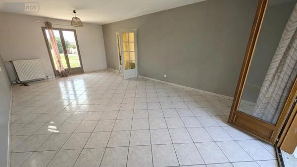 Location - Maison Saint-Pont 03110 4 pièces 91 m 2