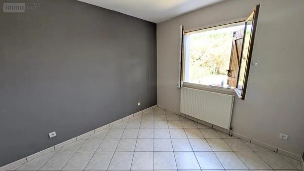 Location - Maison Saint-Pont 03110 4 pièces 91 m 2