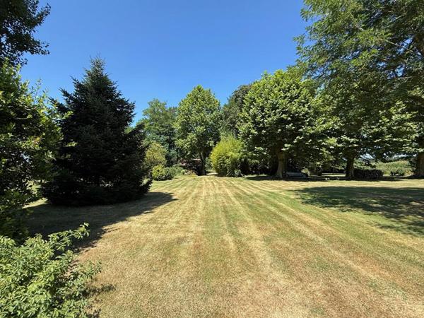 Demeure de prestige Villeneuve De Marsan 14 pièce(s) 430 m2