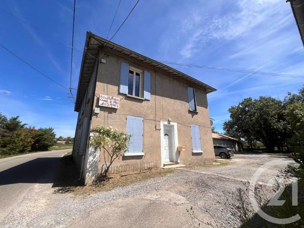Immeuble à vendre  480,94 m2 ST HILAIRE DE BRETHMAS - 30