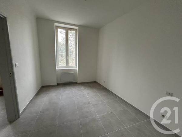 Immeuble à vendre  480,94 m2 ST HILAIRE DE BRETHMAS - 30