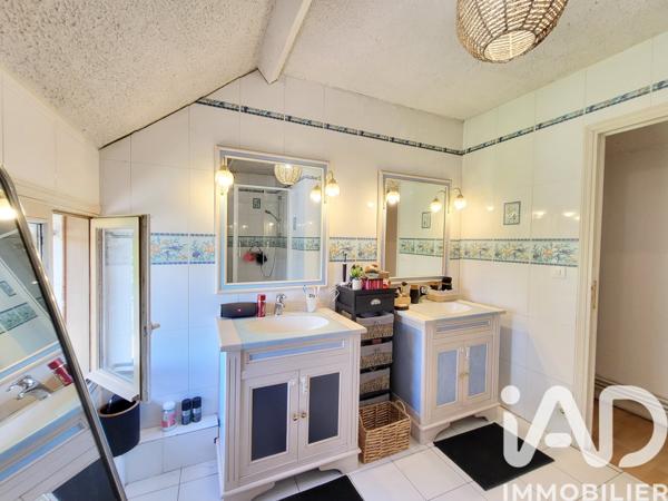 Maison à vendre 8 pièces 196 m² Châtellerault