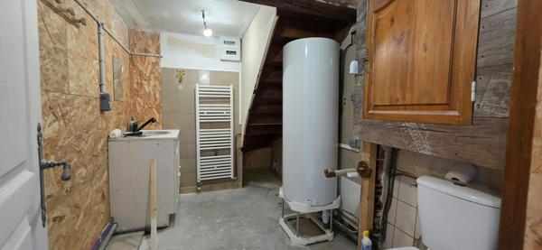 Maison 136.52 m² , 2 chambres, dépendances et jardin