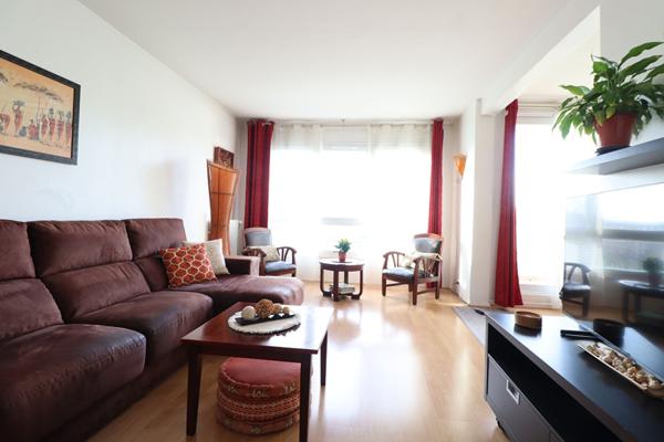 Appartement Saint Denis 4 pièce(s) 75 m2 + BALCON + CAVE