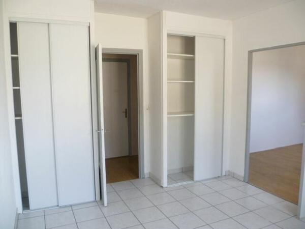 Appartement à louer    2 pièces •  Saint-Étienne-de-Saint-Geoirs