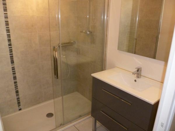 Appartement à louer    2 pièces •  Saint-Étienne-de-Saint-Geoirs