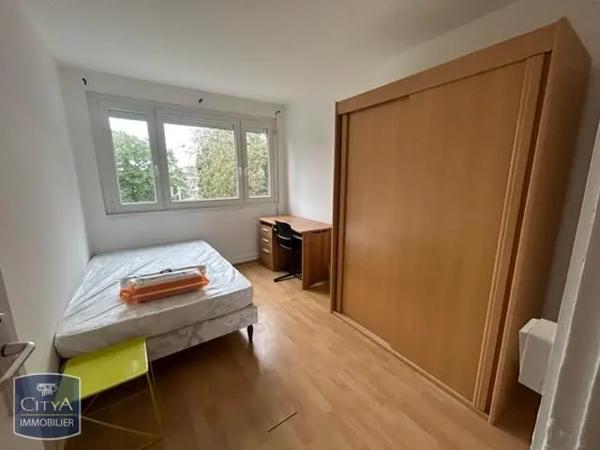 Appartement à louer 4 pièces 86.72m²