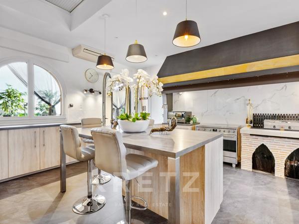 Palais au coeur du var