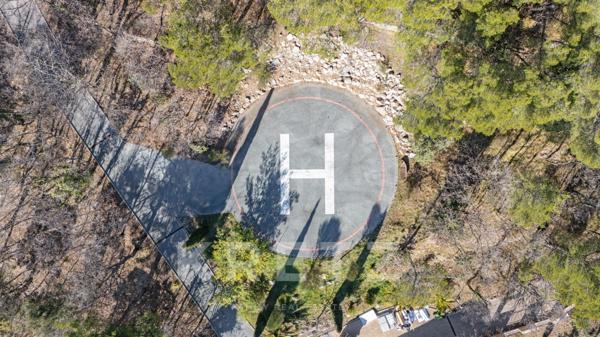 Palais au coeur du var