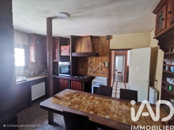Maison à vendre 5 pièces 161 m² Saint-Yzan-de-Soudiac