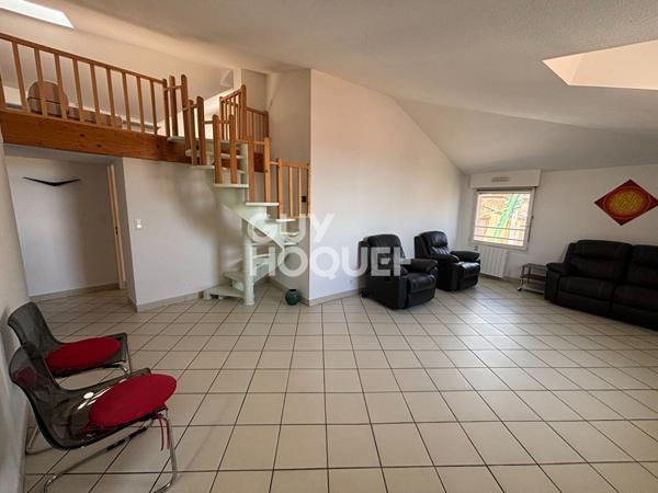Appartement lumineux avec mezzanine 4 étage avec ascenseur 76 m² Carrez / 98 m² au sol