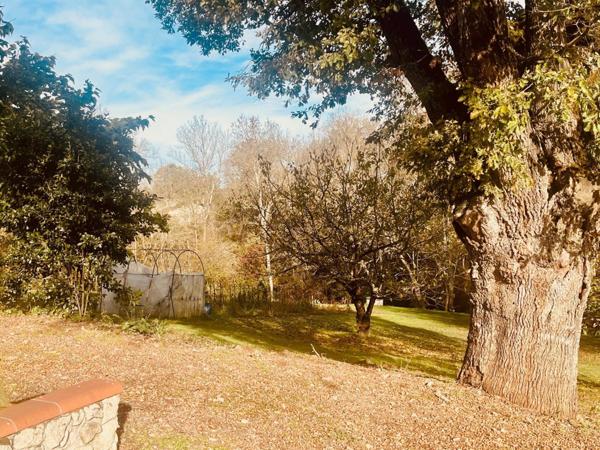 Maison avec énorme potentiel pour divers projets