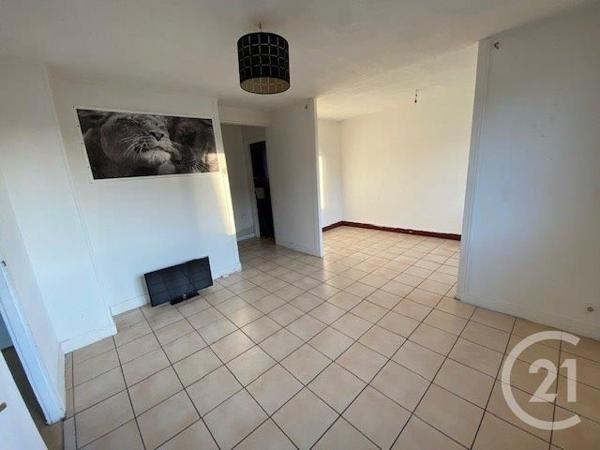 Appartement F3 à vendre  3 pièces - 46 m2 EPERNON - 28