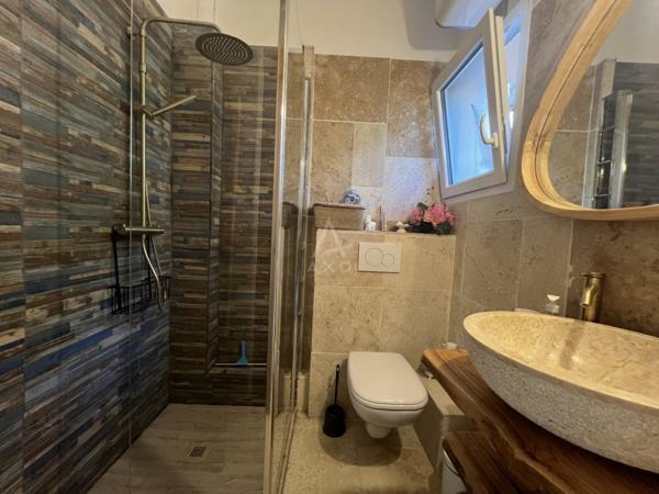 Beau studio avec Loggia fermée et piscine - Le Lavandou (83)