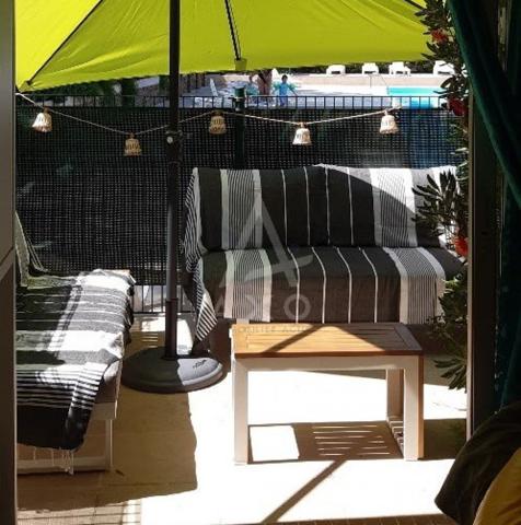 Beau studio avec Loggia fermée et piscine - Le Lavandou (83)