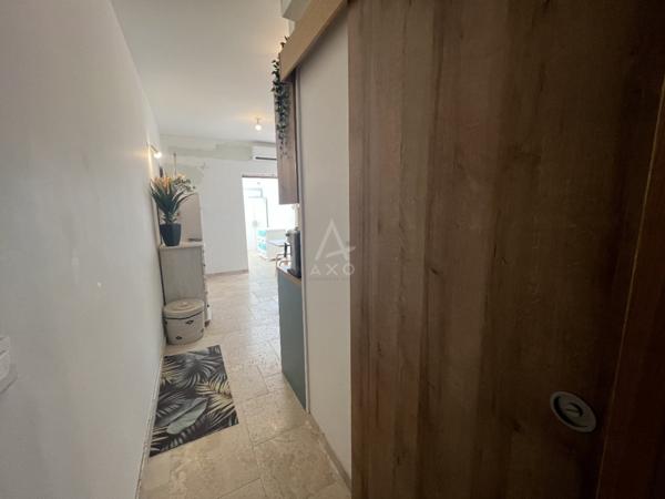 Beau studio avec Loggia fermée et piscine - Le Lavandou (83)