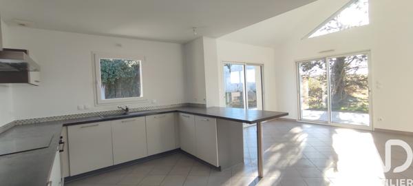 Maison à vendre 5 pièces 111 m² Besançon