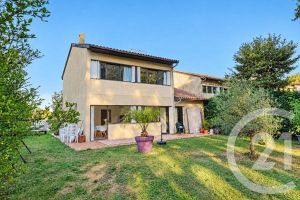 Maison à vendre  5 pièces - 106,19 m 2   EYSINES  - 33