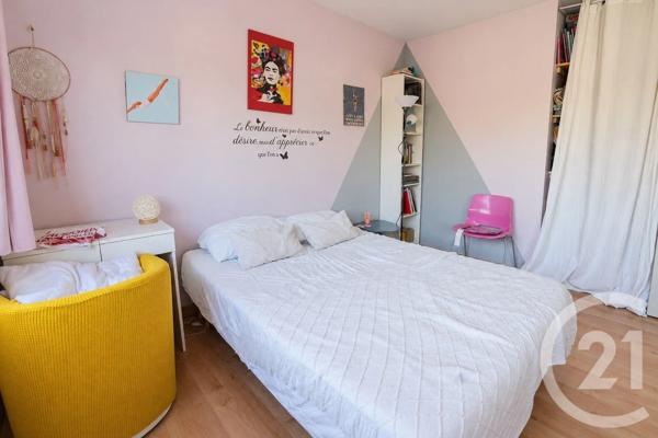 Maison à vendre  5 pièces - 106,19 m 2   EYSINES  - 33