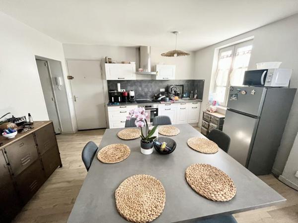 Appartement à vendre |  Lescure-d'Albigeois |  2 pièces | 49 m²