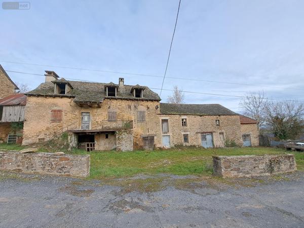 Maison à restaurer à vendre à Moyrazès dans l'Aveyron (12160), ref : 1010719*   
Aveyron