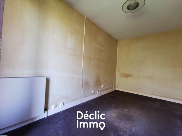 Vente maison à rénover Aigonnay, 88m² 4 pièces 121 000€ avec garage