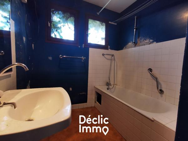 Vente maison à rénover Aigonnay, 88m² 4 pièces 121 000€ avec garage
