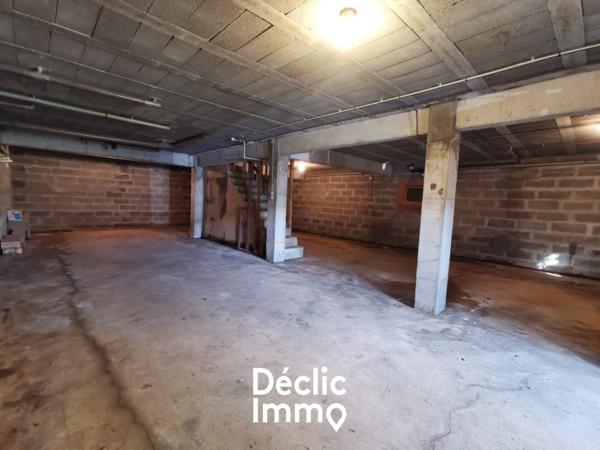Vente maison à rénover Aigonnay, 88m² 4 pièces 121 000€ avec garage