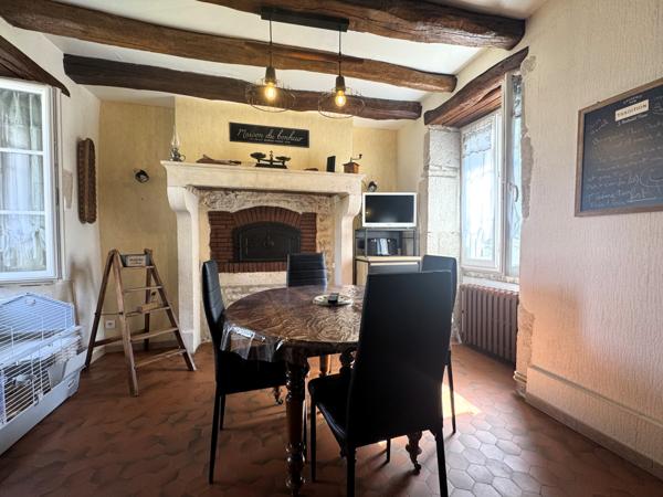 Maison 8 pièces - 215 m² Exclusivité efficity